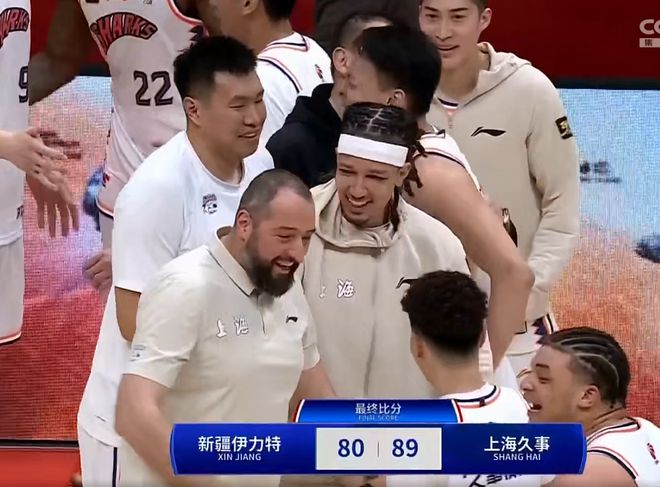 容在防守端